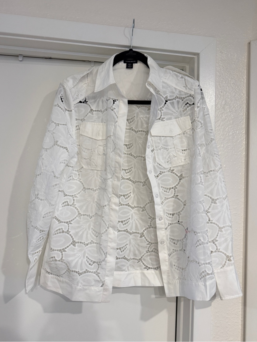 White button down top - Picture 2 of 5